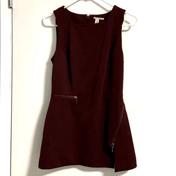 Burgundy Top and Pencil Skirt Business Attire with Zippers - Picture 3 of 3